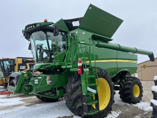 John Deere S790 Combine, 2019