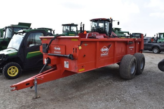 Kuhn Knight 1140 Pro Spread Manure Spreader