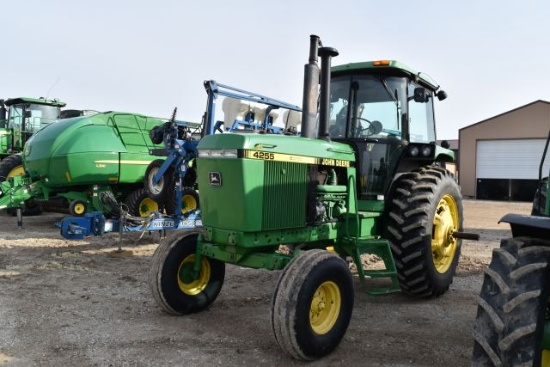 John Deere 4255 Tractor, 1989