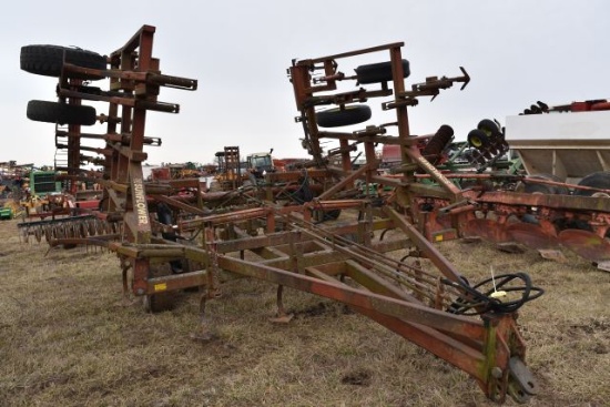 Sunflower 24' Field Cultivator