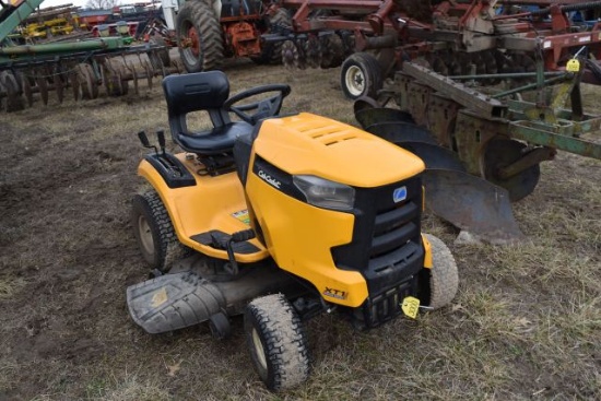 Cub Cadet XT1 Lawn Mower