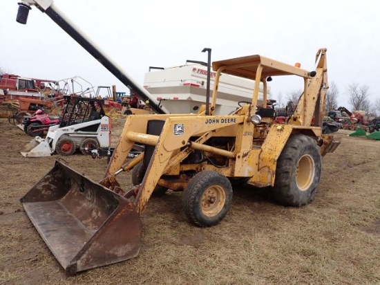 John Deere 410 Backhoe