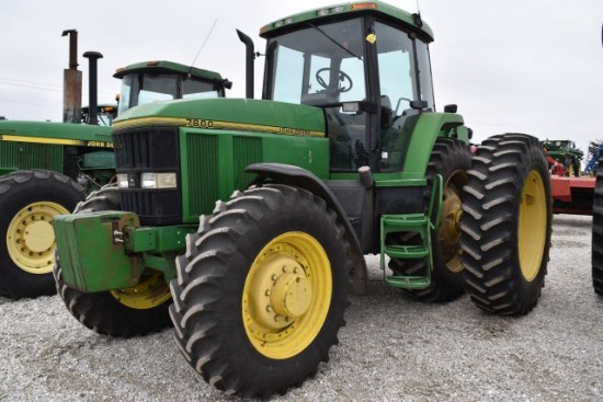 John Deere 7800 Tractor