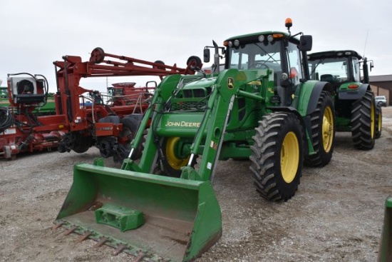 John Deere 7230 Tractor, 2007