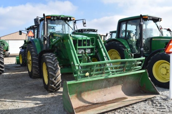 John Deere 7320 Tractor