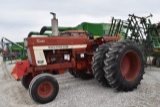 International 1466 Tractor