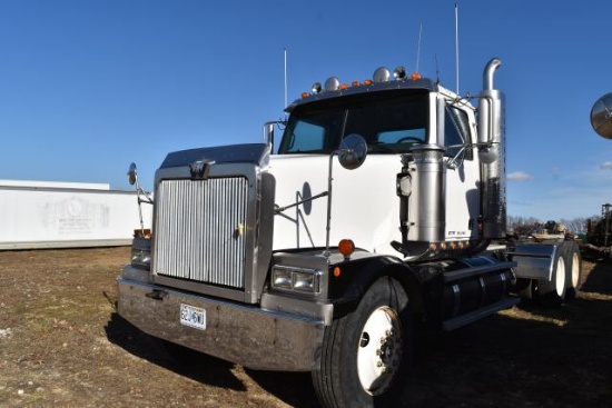 2001 Western Star Road Tractor