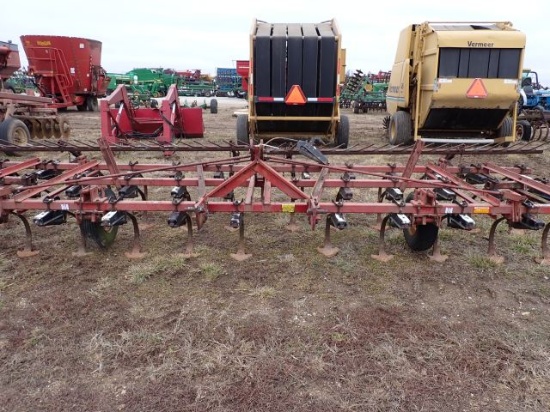 International 45 Field Cultivator