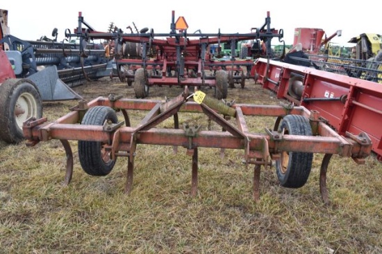 Bradley 700 Chisel Plow