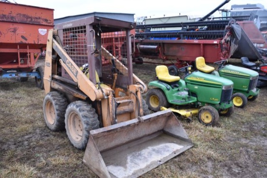 Case 1825 Skidsteer