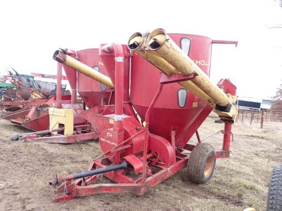 New Holland 352 Grinder