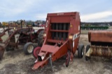 Hesston 530 Round Baler