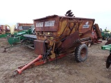 Knight Little Auggie Feed Wagon