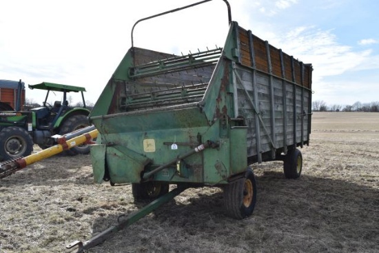 John Deere Silage Wagon