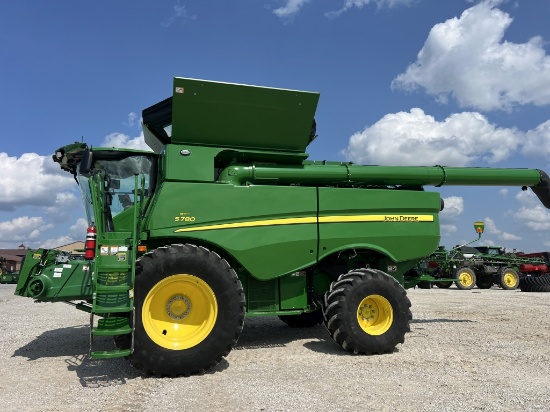 John Deere S780 Combine, 2023