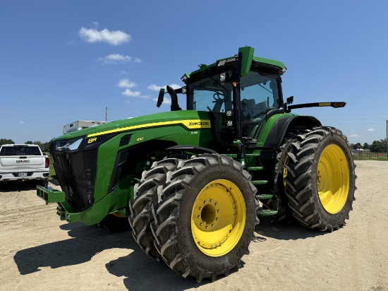 John Deere 8R 410 Tractor, 2022