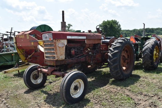 International 460 Tractor, 1960