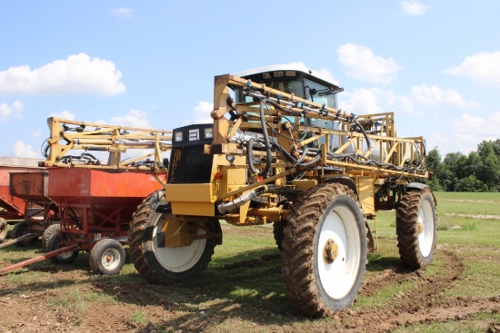 Rogator 854 Sprayer