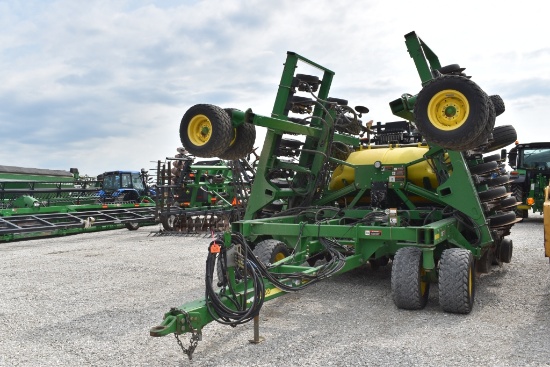 John Deere 1890 Drill
