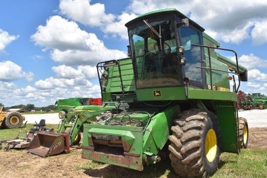 John Deere 6620 Titan II Combine, 1986