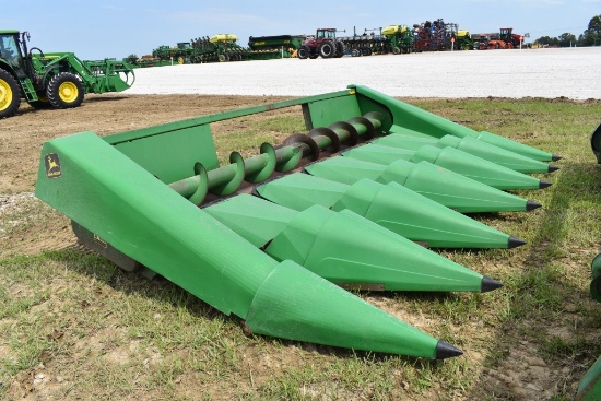 John Deere 643 Corn Head