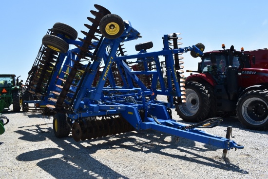 Landoll 7431-33 Vertical Till