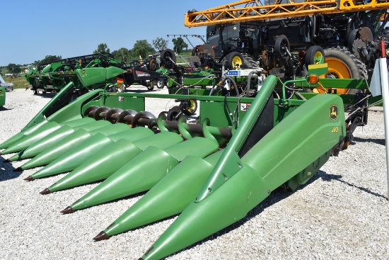 John Deere 893 Corn Head, 2001