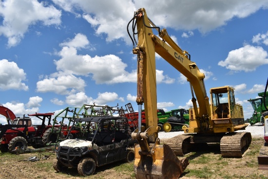CAT 225 Excavator