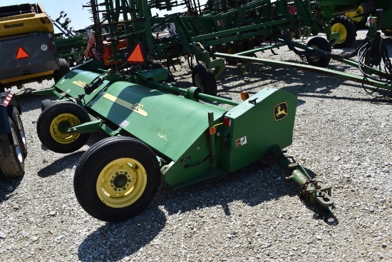 John Deere 520 Flail Shredder