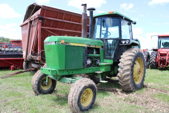 John Deere 4055 Tractor