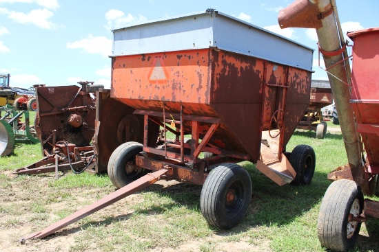 250 Bushel Gravity Flow Wagon