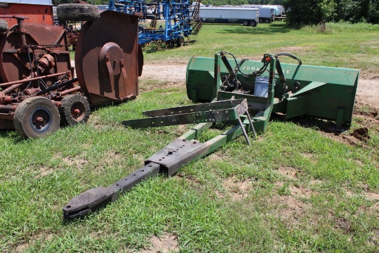 John Deere 534 Front Blade