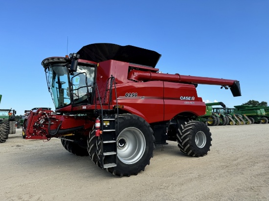 Case IH 8250 Combine, 2022