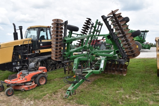 John Deere 637 Disc