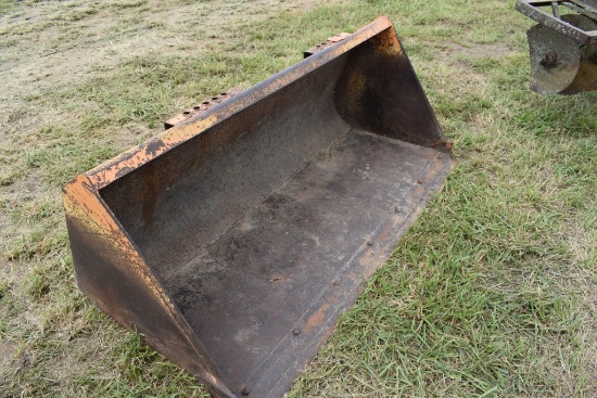 Case 72" Skidloader Bucket