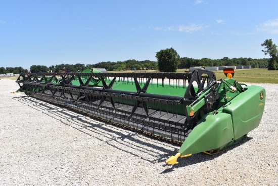 John Deere 40' Flex Draper