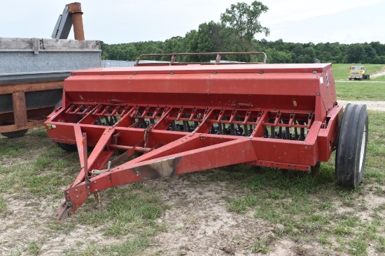International 5100 Drill