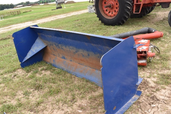 Skidsteer Snow Pusher