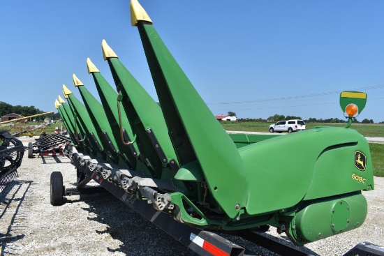 John Deere 608C, 2011