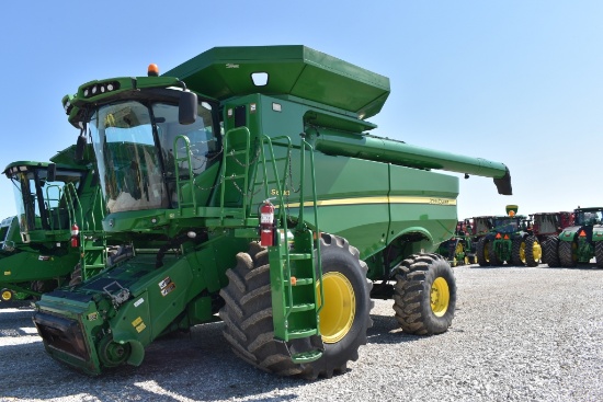 John Deere S680 Combine, 2012