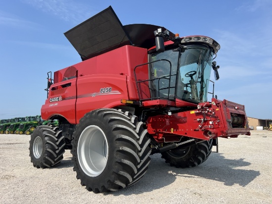 Case IH 8250 Combine, 2023