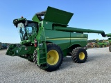 John Deere S680 Combine, 2014