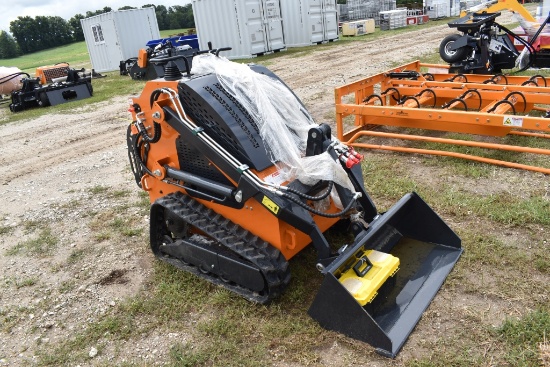 Landhero Mini Skidsteer Loader, 2024