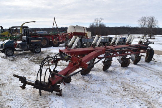 International 735 Plow