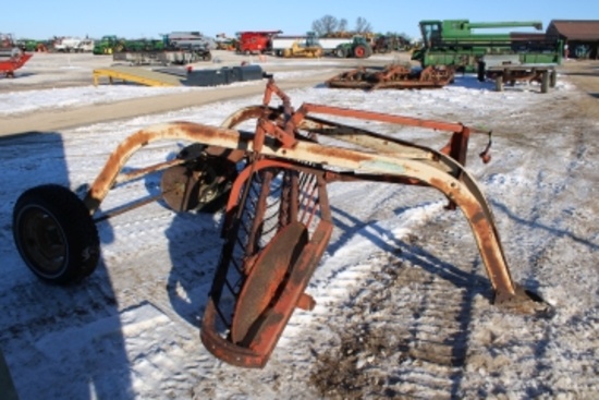 New Idea Model 402 Side Delivery Rake