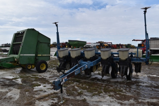 Kinze 2000 6-11 Planter