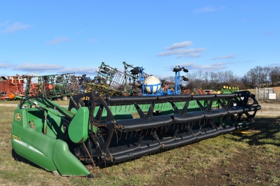 John Deere 925D Draper