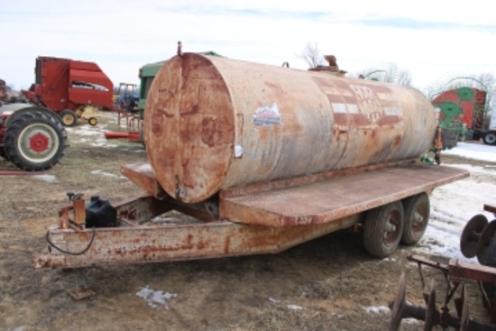 1200 Gallon Water Tank