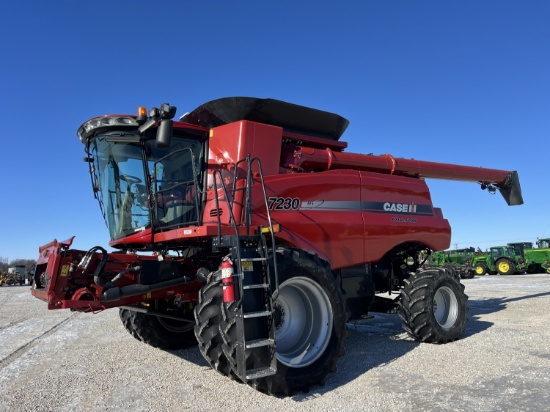 Case IH 7230 Combine, 2014