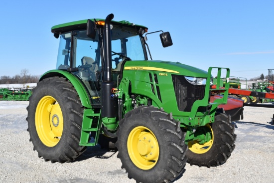 John Deere 6120E Tractor, 2022